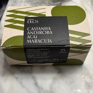 Ekos Castanha Andiroba Acai Maracuja Cleanser Creamy and Exfoliating Bar Soaps